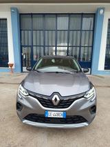 Renault Captur Blue dCi 115 CV EDC Zen - Renault Captur Zen mit Diesel-Antrieb