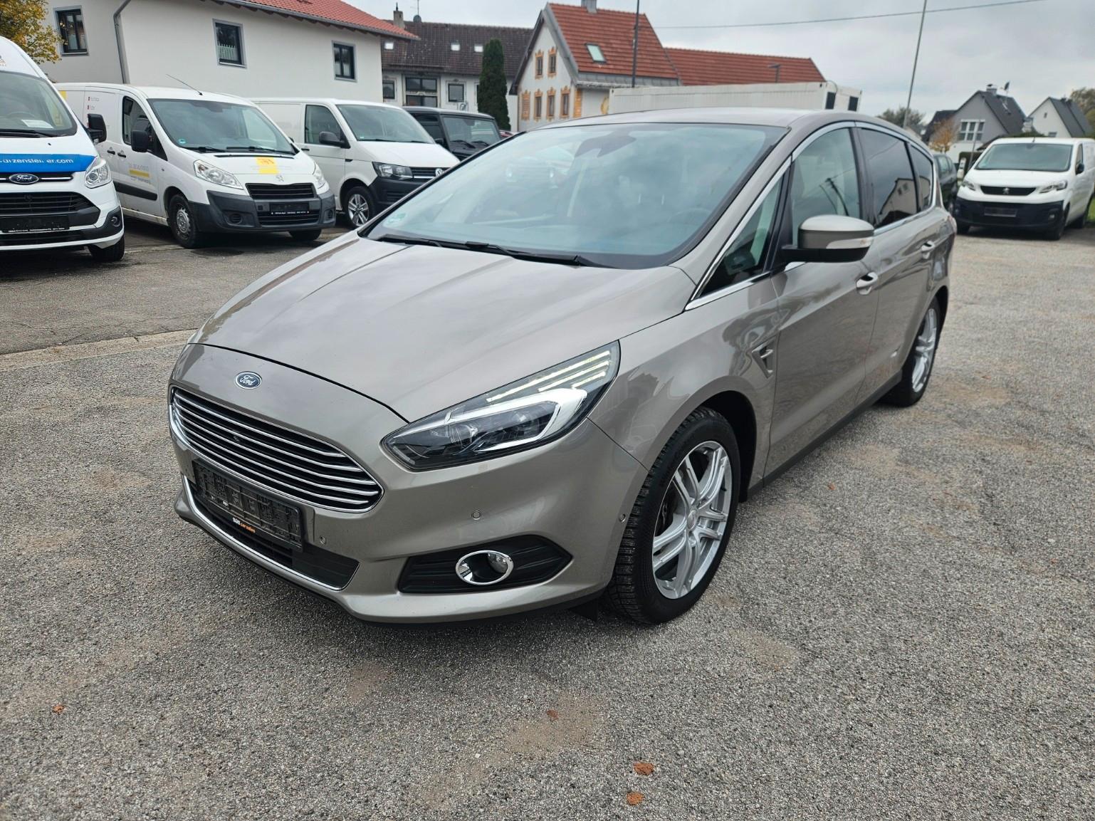 Ford S-MaxS-MAX Titanium Leder Navi Automatik