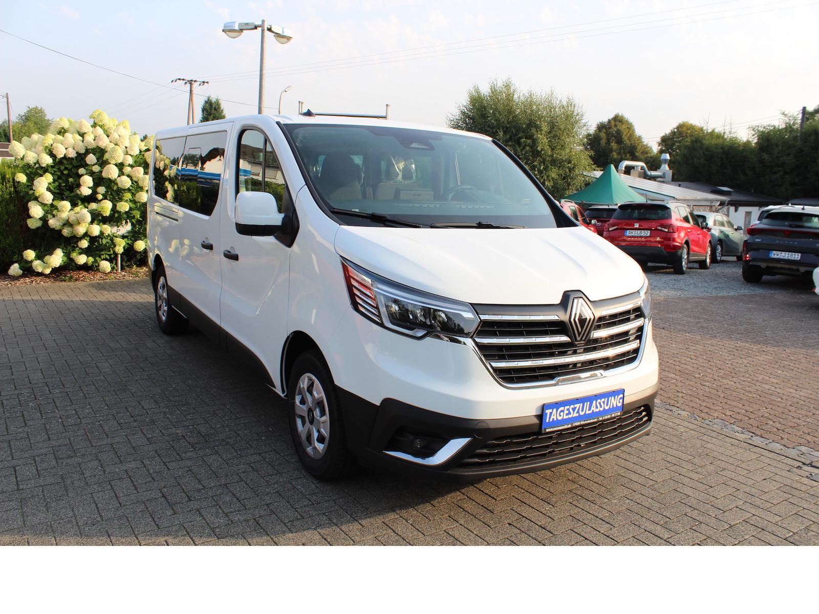 Renault Trafic 2,0 dCI L2H1 / Authentic/9Sitze/SHZ/PDC/