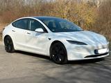 Tesla Model 3 RWD Highland aus 1.Hand " Hagelschaden" - Tesla Model 3 Unfallwagen