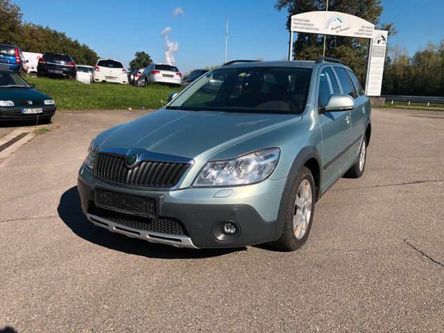 Skoda Octavia Combi Scout 4X4 XENON SHZ KLIMA