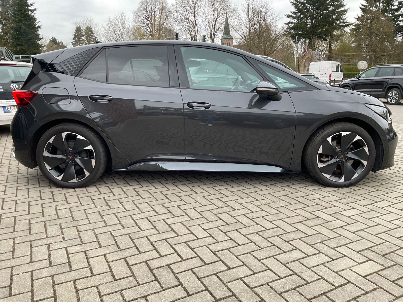 Fahrzeugabbildung CUPRA Born 58 kWh 150 kW,Kamera,Navi,LED,Sitzheizung