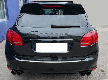 Porsche Cayenne - 6