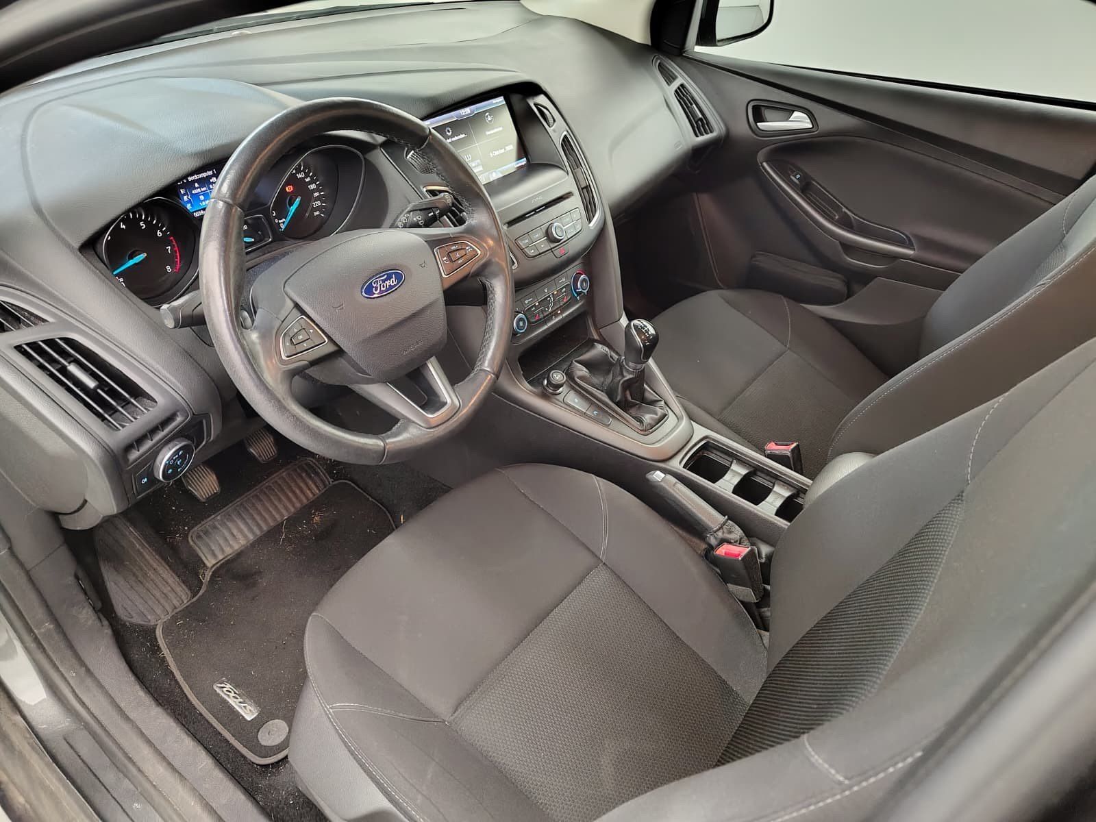 FORD Focus 1.0 EcoBoost Trend Navi SHZ LKH – Bild 29