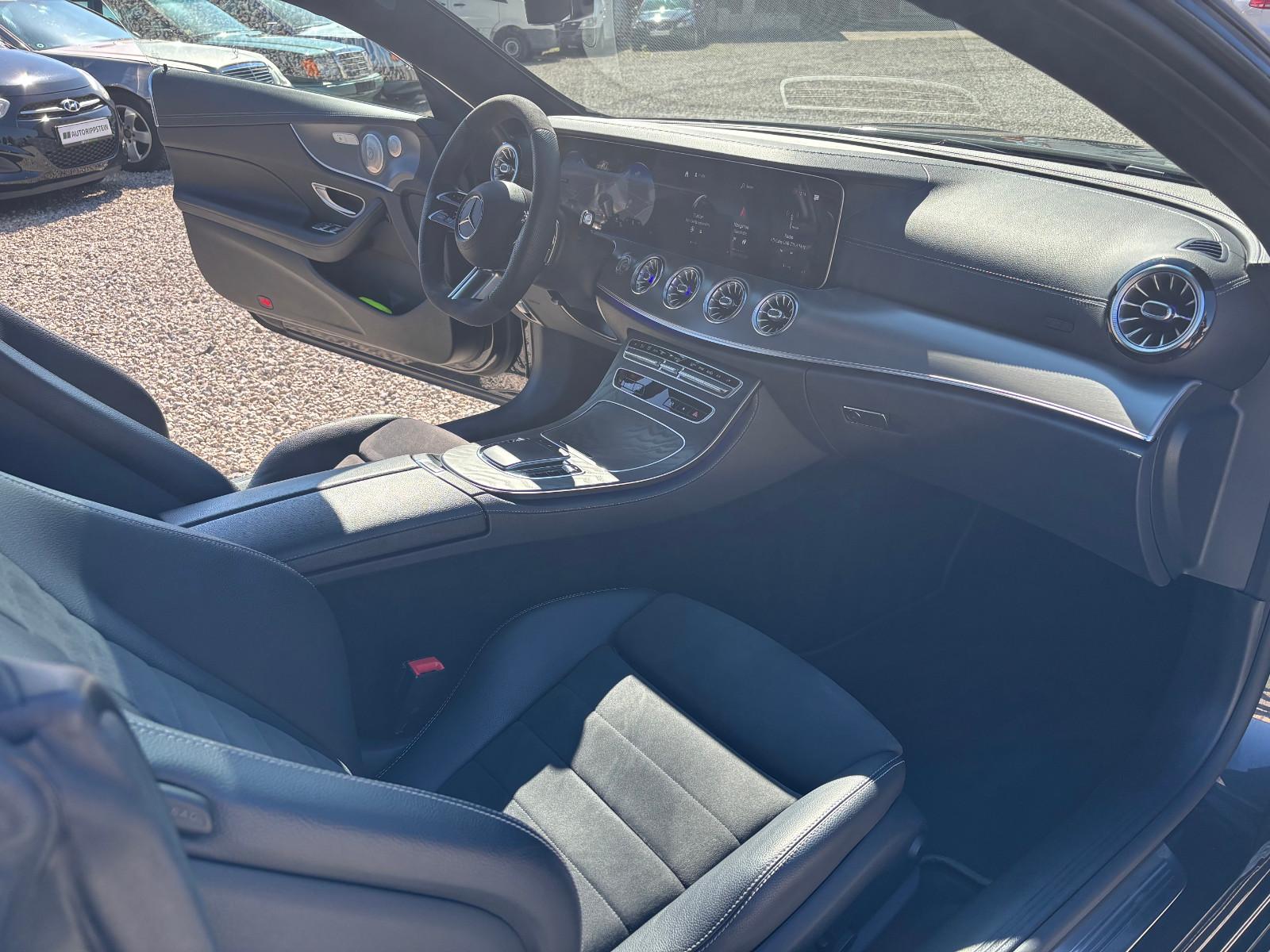 Mercedes-Benz E220d Coupé AMG Night Edition +BURMESTER+PANO+