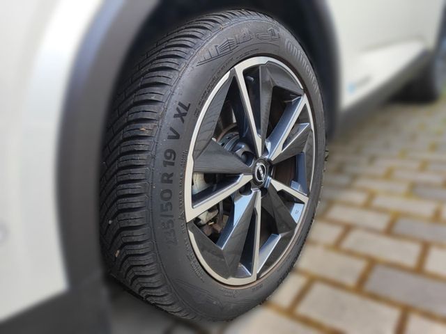NISSAN Qashqai (Bild 9 von Array)