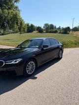 BMW 530d xDrive | 2. Hand | Premium Selection - BMW 530 Gebrauchtwagen Bmw530d
