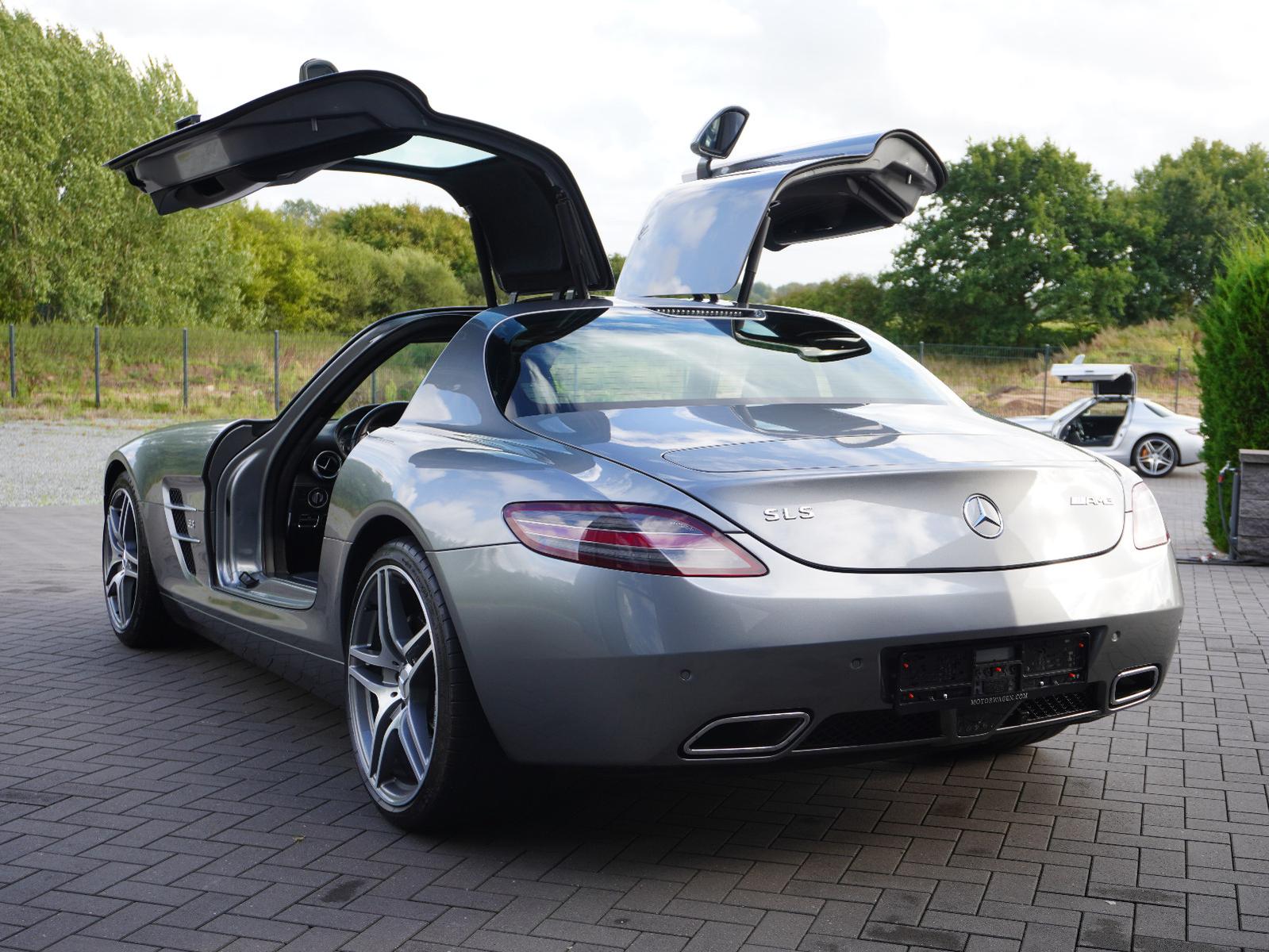 MERCEDES-BENZ SLS AMG 6.3 V8 IMOLA GRAU