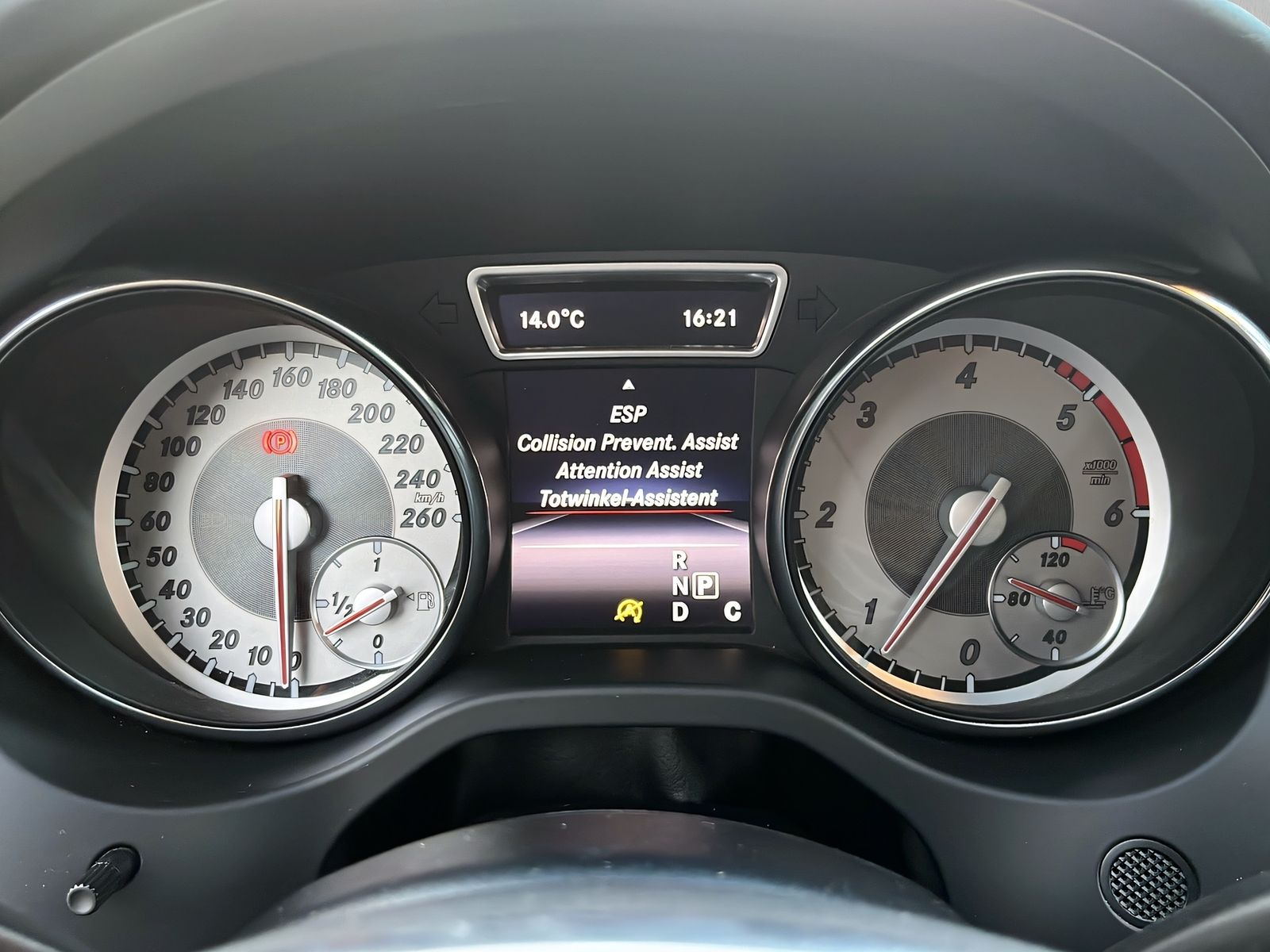 Fahrzeugabbildung Mercedes-Benz GLA 220 CDI 4Matic AMG NIGHT PARK ASISST MEMORY