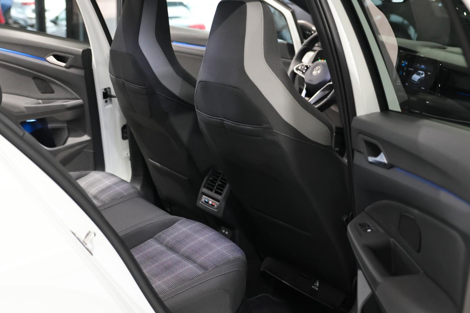 Volkswagen Golf VIII Lim. GTD Pano*h&K*Kamera*Standhzg.*, миниатюра 29