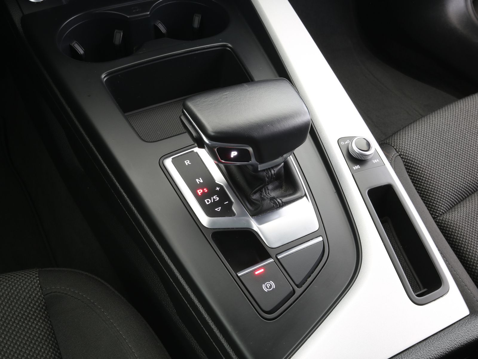 Audi A4 - Bild 16