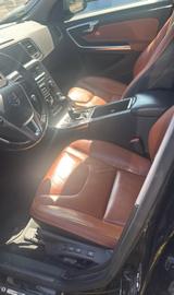 Volvo V60 Kombi Summum2.0dLederPanoramaKamera - Volvo V60: Summum