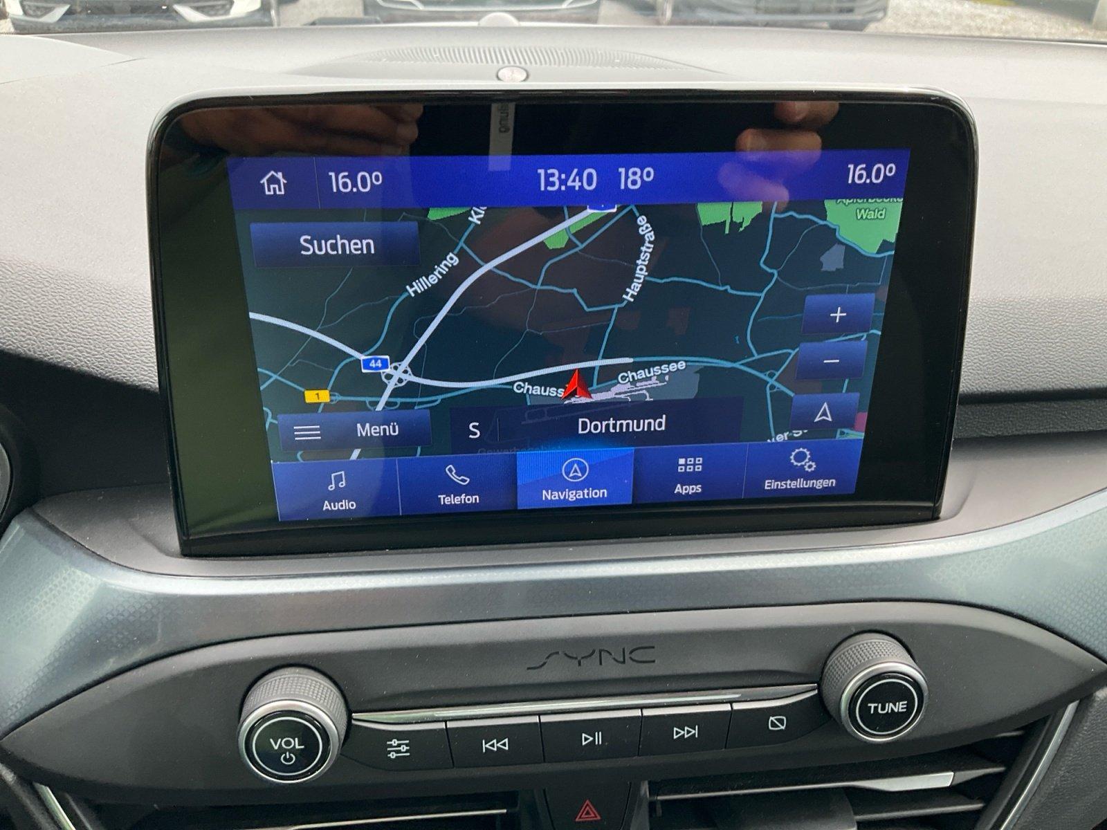 Ford Focus 1.5 EcoBoost Active NAVI LED PANO HUD