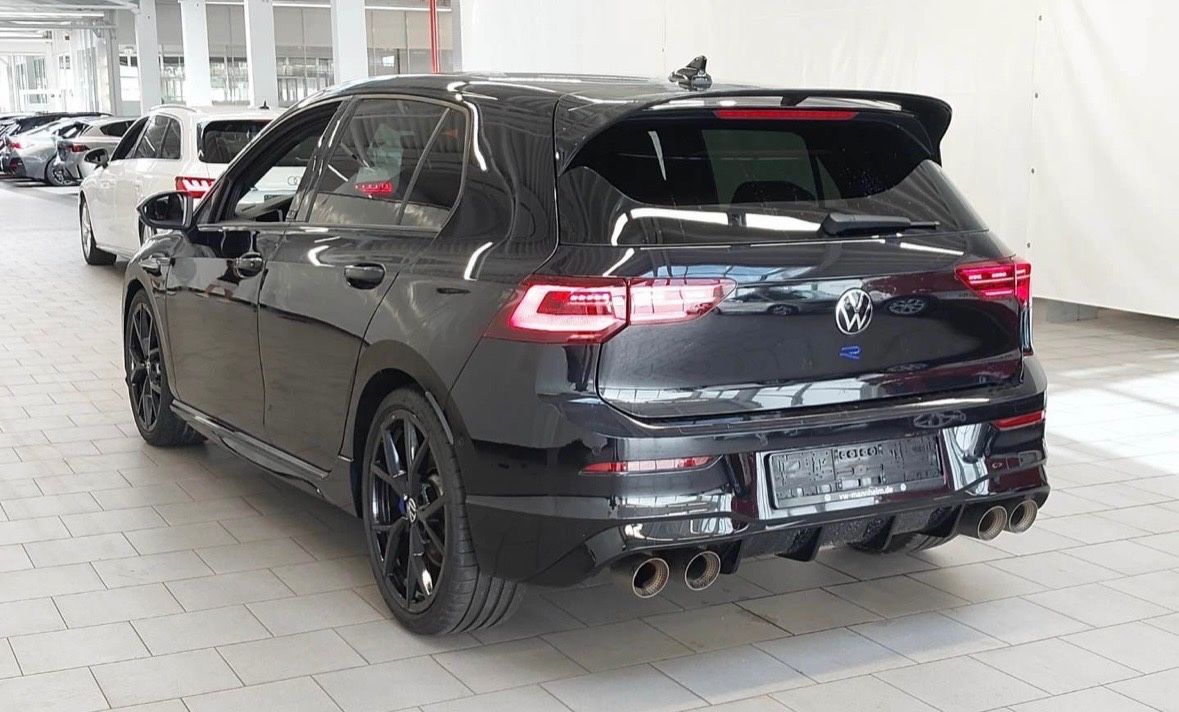 Volkswagen Golf VIII Lim. R 20 Years 4Motion 333 PS foto 3
