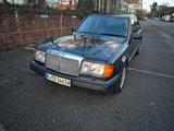Mercedes-Benz Mercedes Benz W124 300 Turbo - Mercedes-Benz 300: Turbo