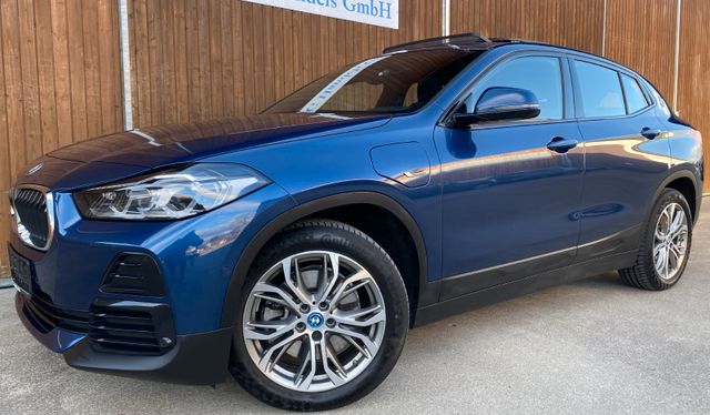 BMW X2 xDrive 25e Sport Sitze Pano Navi Parkass. LED