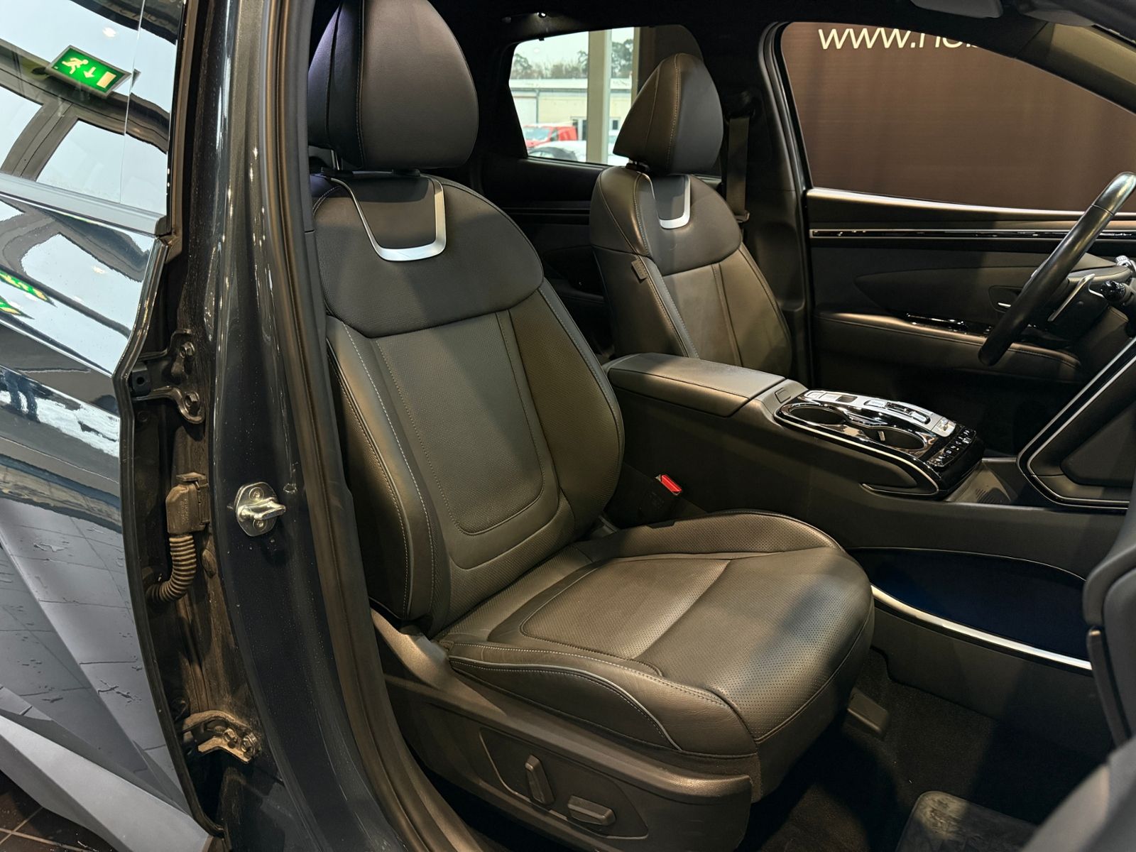 Fahrzeugabbildung Hyundai TUCSON Prime PHEV Plug-In Hybrid 4WD PANO LEDER