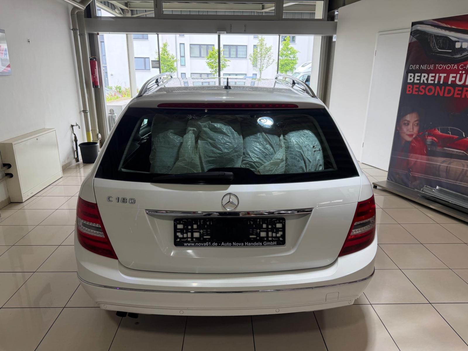 Mercedes-Benz C 180 T BE AVANTGARDE*AHK*LEDER*NAVI*2.HAND*TOP!