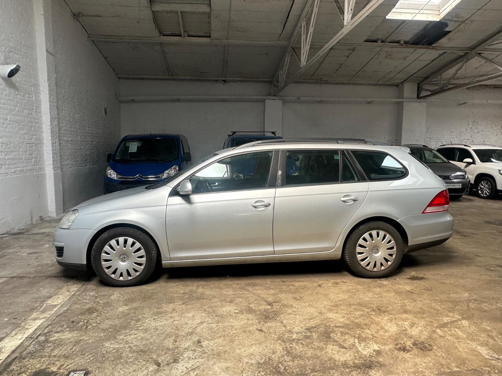 Volkswagen Golf 2008 — engine 1.896 cm³, 105 HP (77kW)