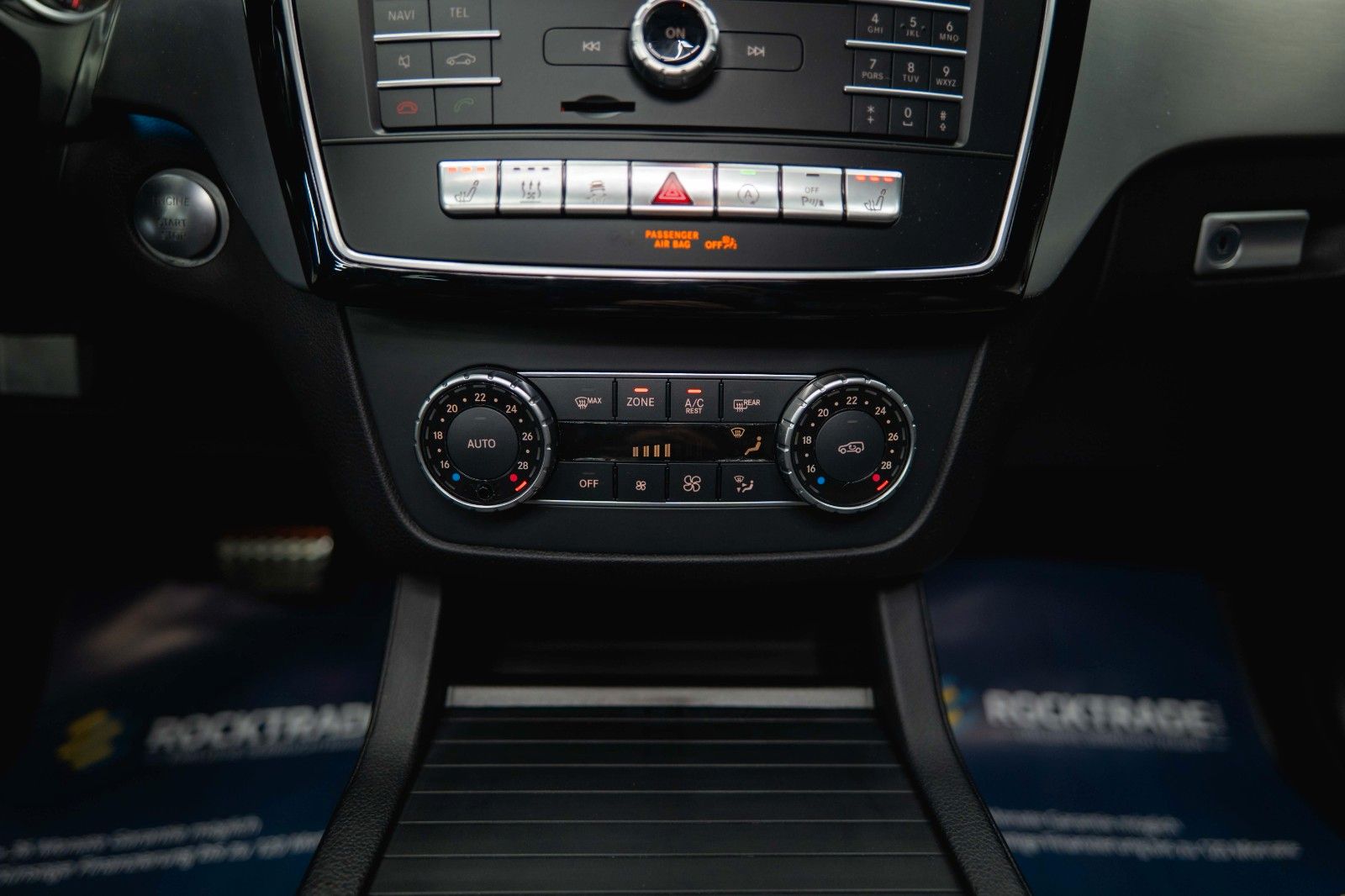 Fahrzeugabbildung Mercedes-Benz GLE 350d Coupe 4Matic AMG Night *Pano*ACC*LED*