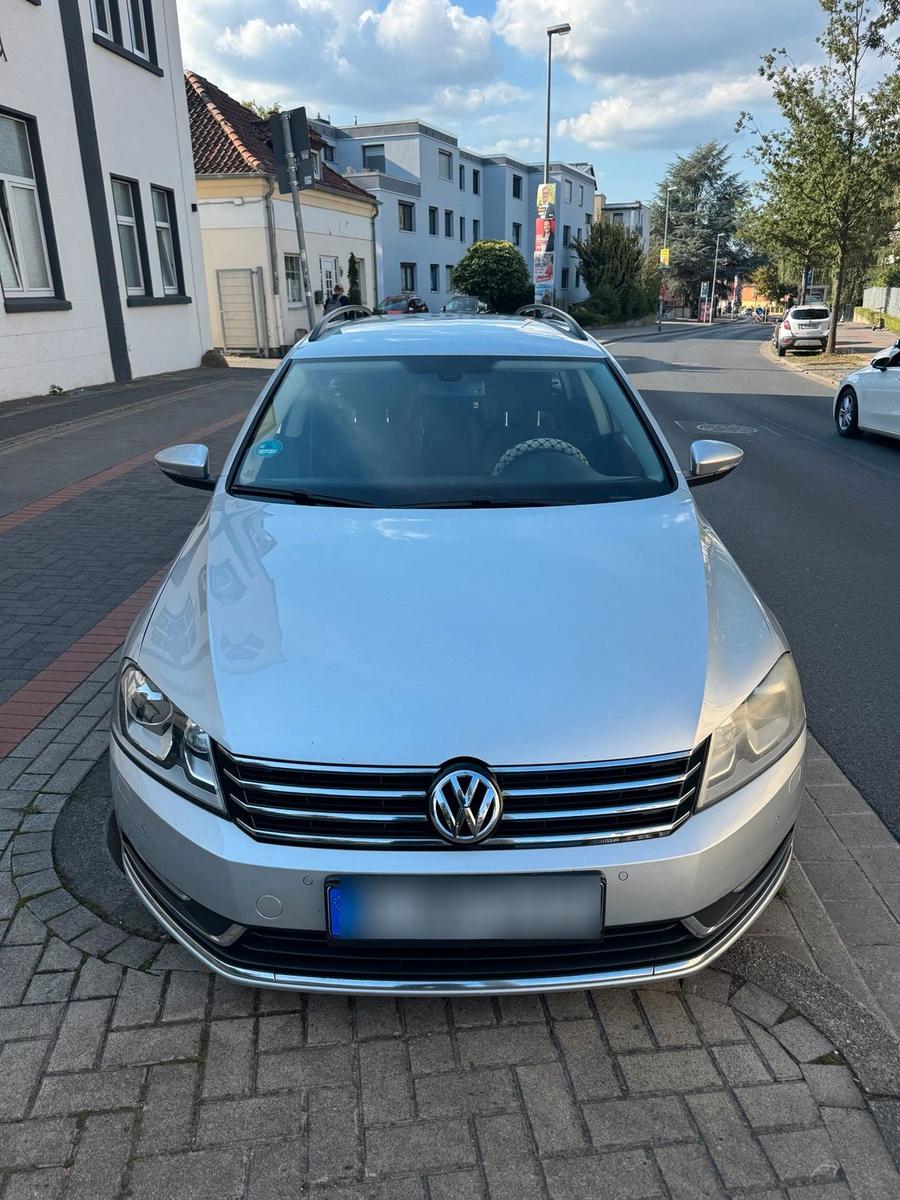 Volkswagen Passat 2011 — vehicle for AFU Ukraine