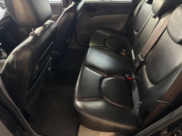 HYUNDAI Matrix Matrix 1.6*TÜV NEU*NUR 120TKM*KLIMA*SZHG*LEDER* - Bild 6