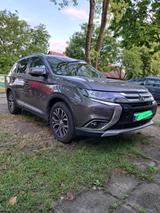 Mitsubishi Outlander 4WD - Mitsubishi Outlander: Mitsubi
