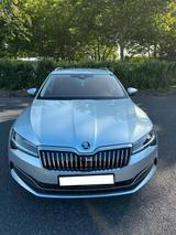 Skoda Superb 2.0 TDI SCR 110kW DSG L&K COMBI L&K - Skoda Superb in Mönchengladbach