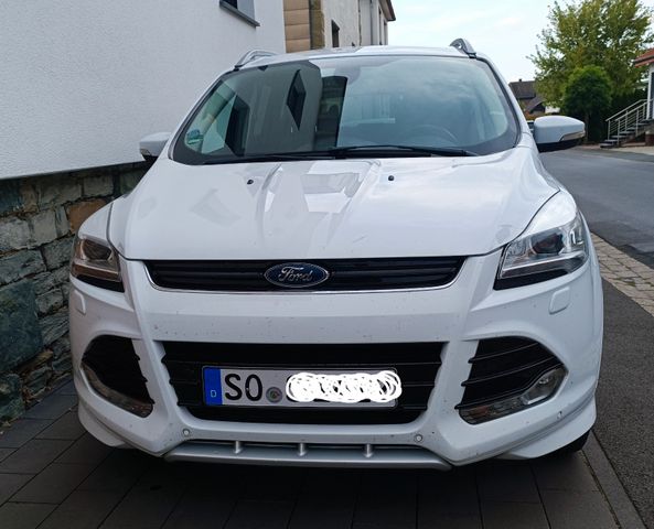 Ford Kuga 2,0 TDCi 4x4 132kW Individual PowerShif...