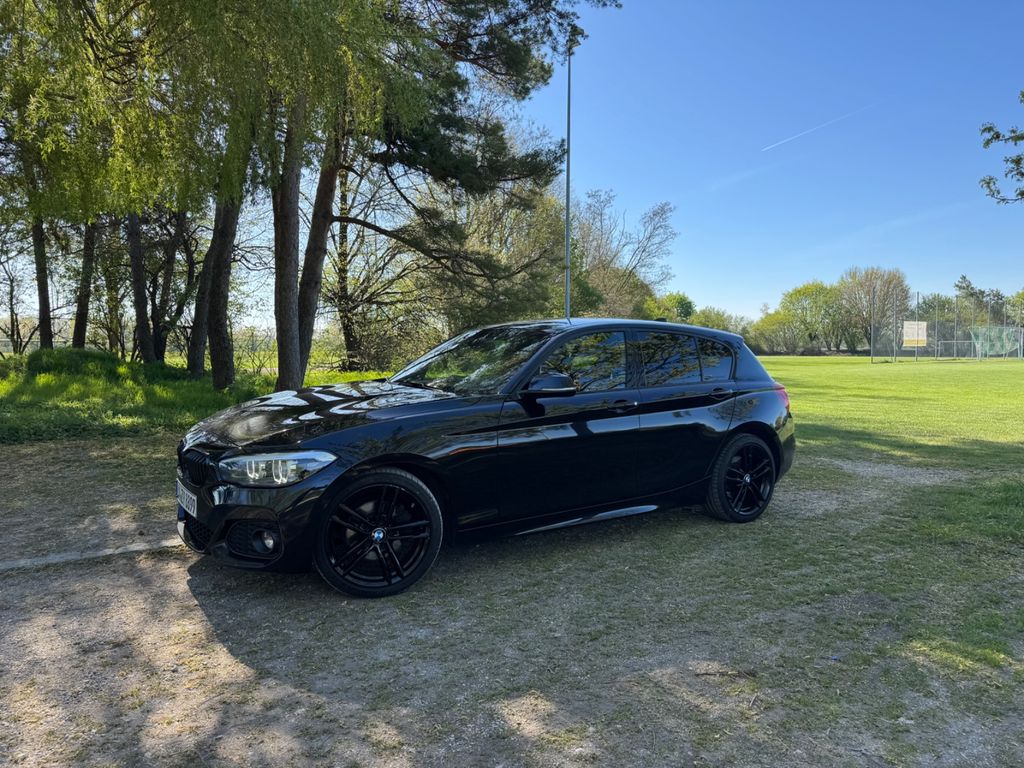 Image of BMW 120