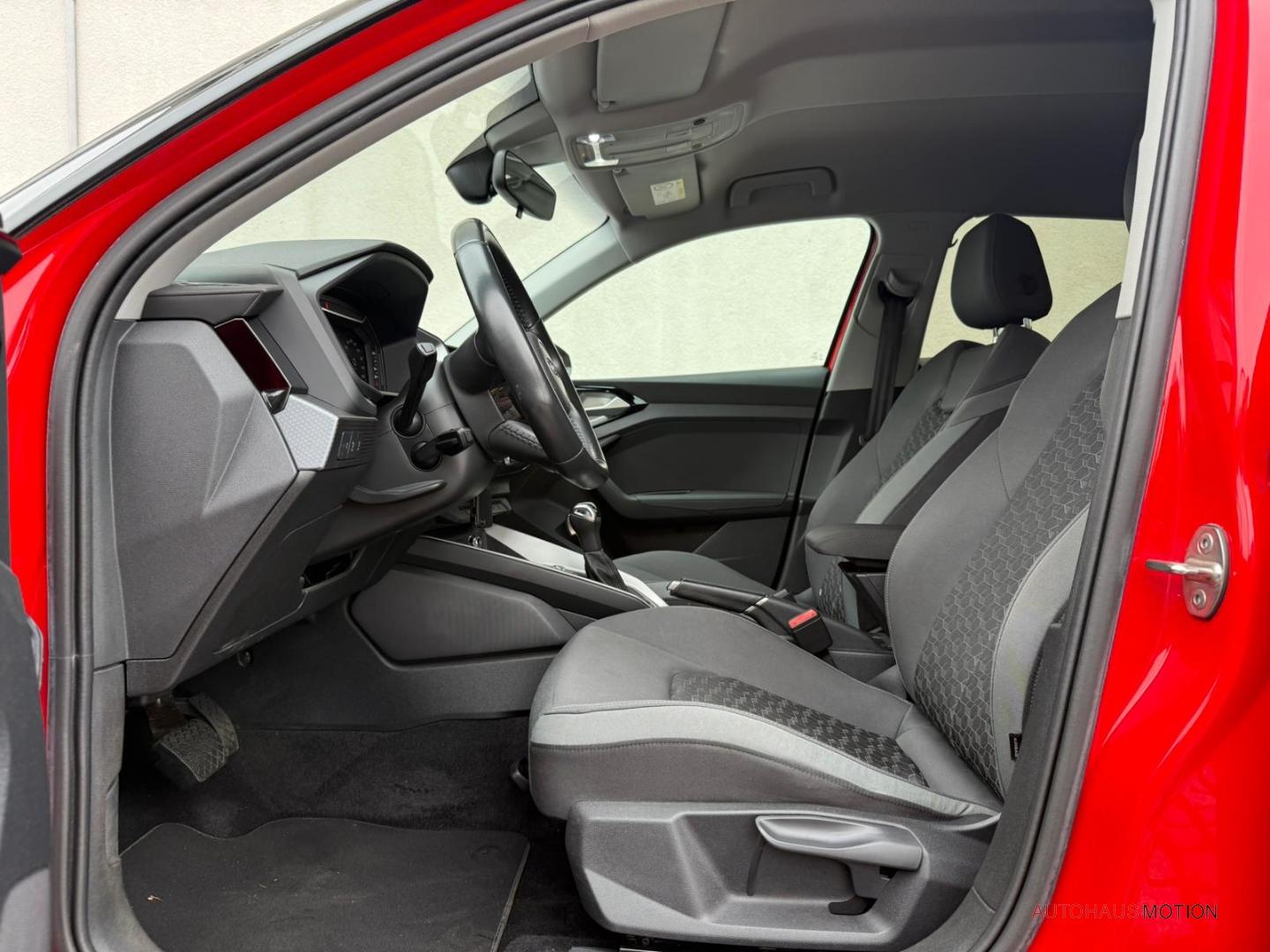 Audi A1 Sportback 30 TFSI S-tronic Apple CarPlay LED
