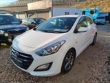 Hyundai i30 blue Trend 1,4*Klima*Temp*Garantie*Insp*EUR6 - Hyundai i30 aus 2015