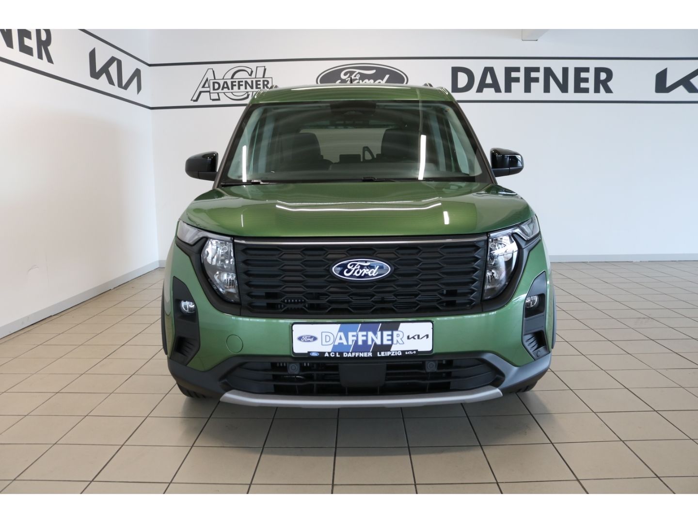 Fahrzeugabbildung Ford Tourneo Courier Active AUTOMATIK,