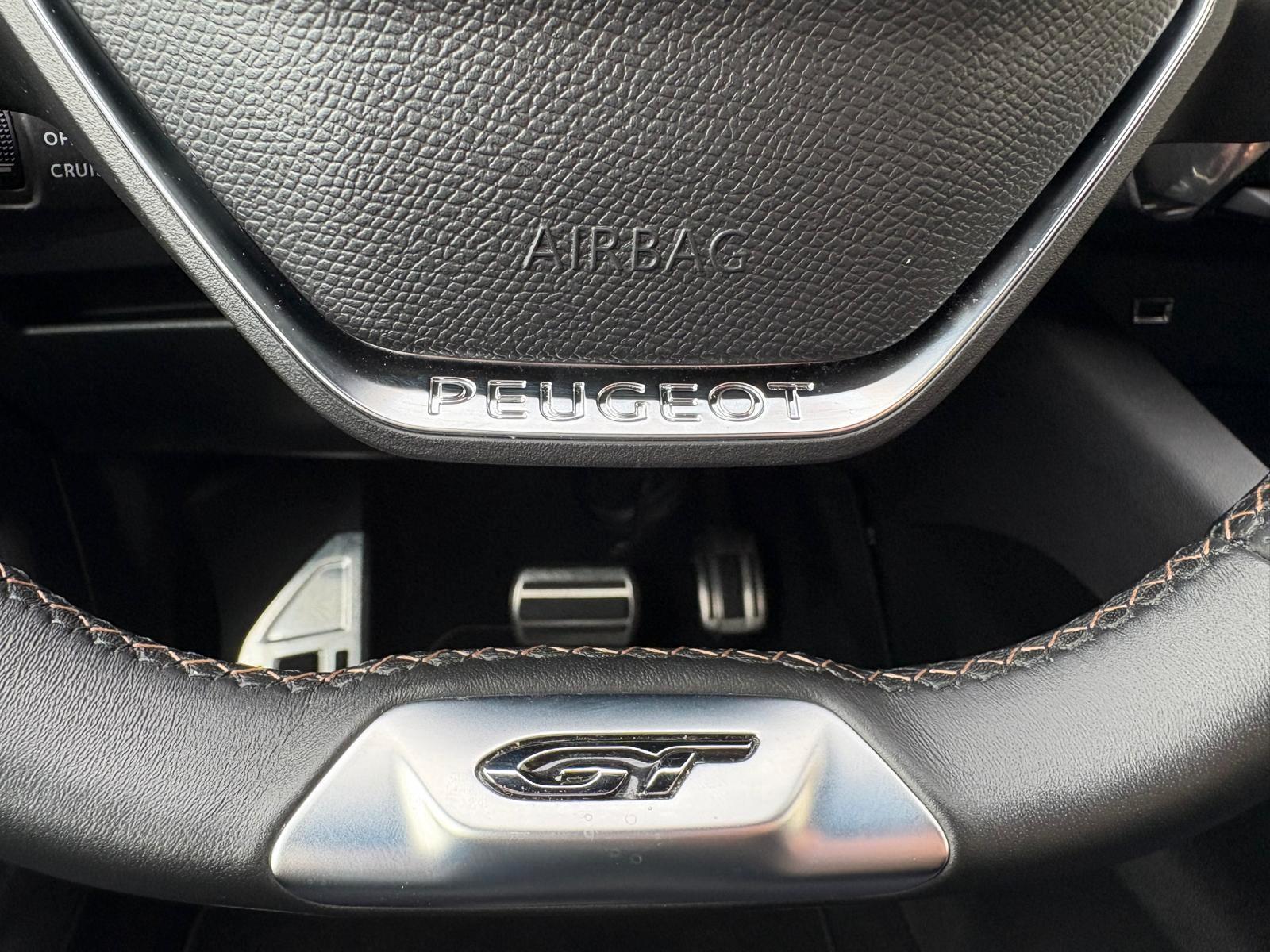 Peugeot 3008 GT -Garantie/Abstandstempomat/S-Heft-
