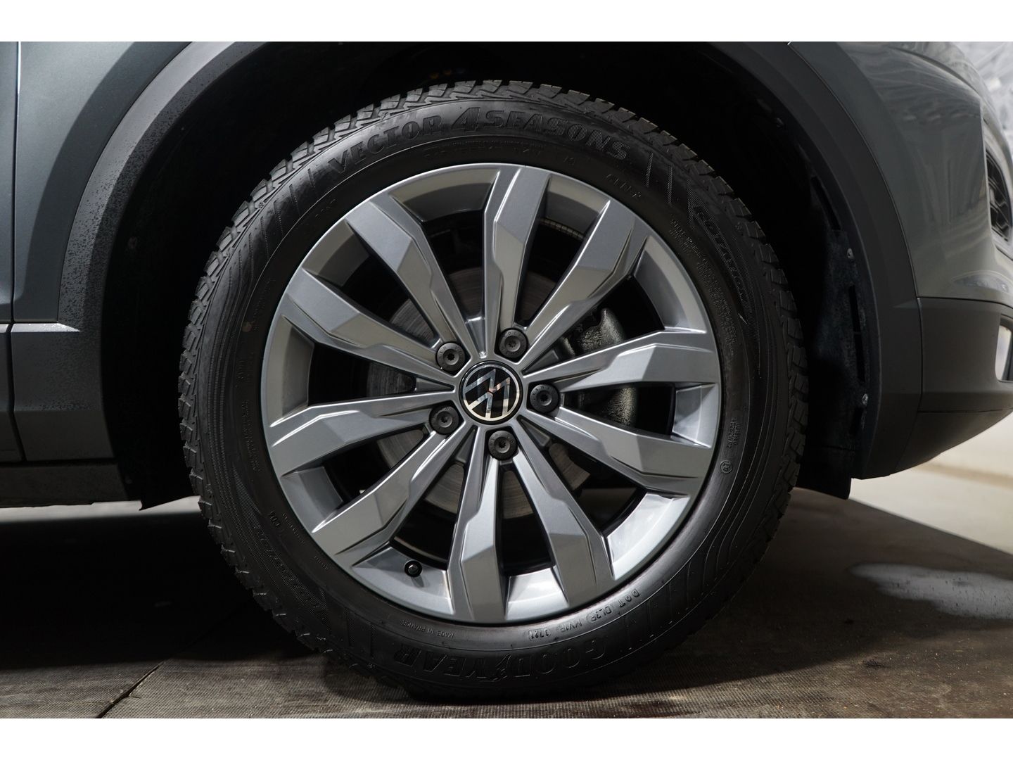 Volkswagen T-Roc - Bild 13