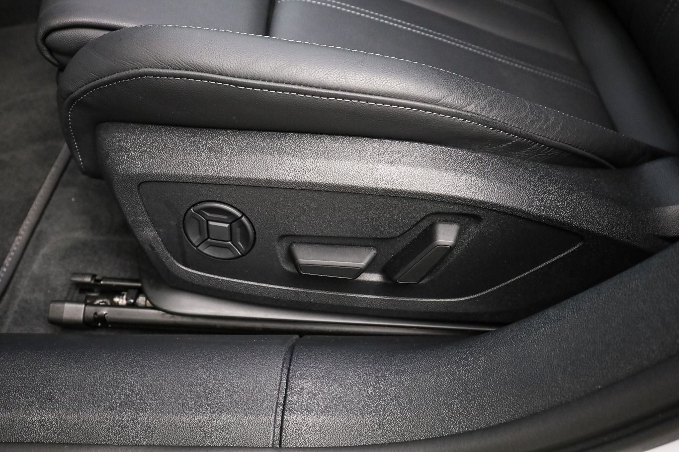 Audi A6 - Bild 19