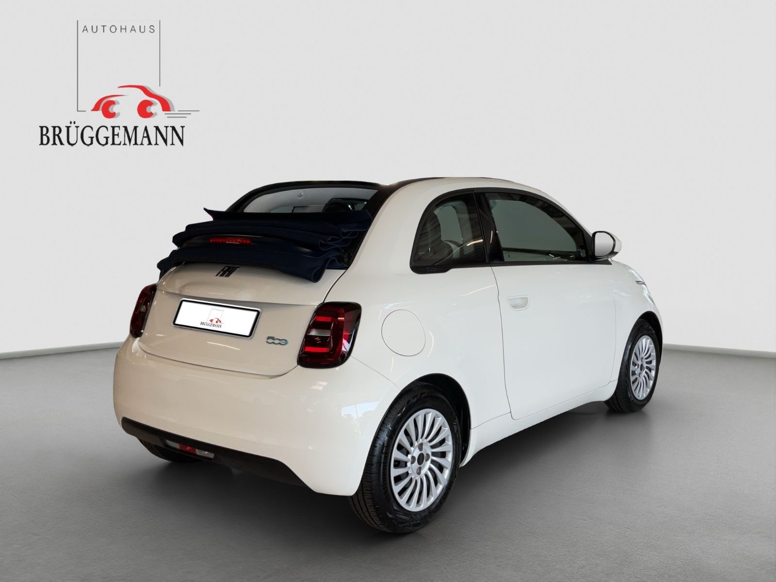 Fahrzeugabbildung Fiat 500e 42 kWh Cabrio