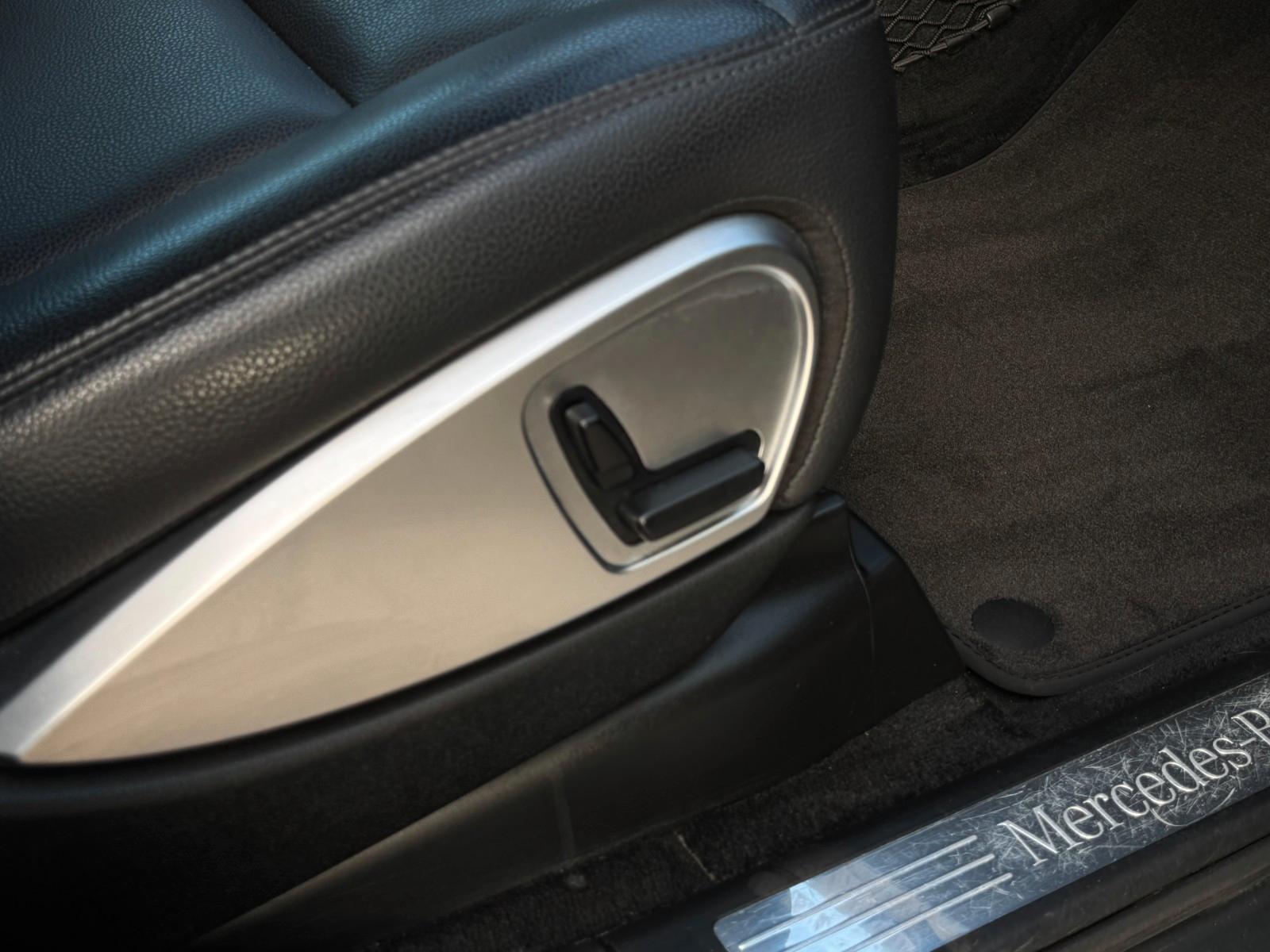 Mercedes-Benz ML300 2009 — photo 27