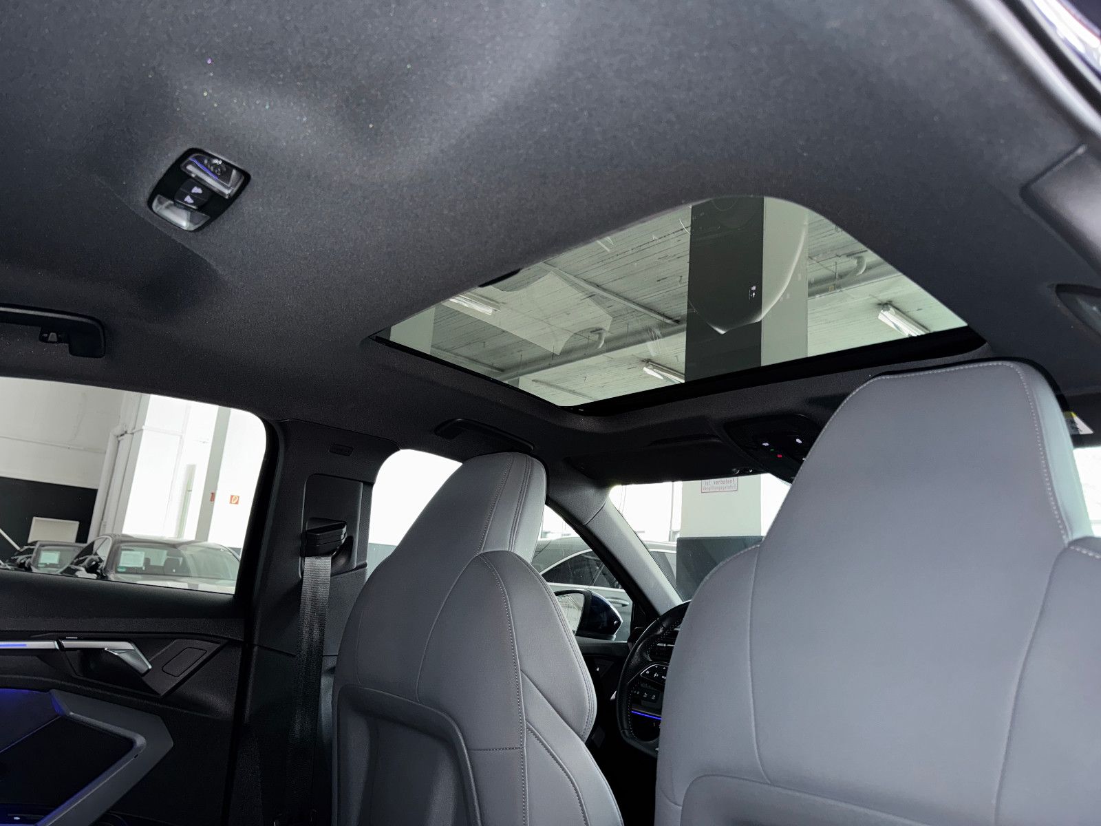 Fahrzeugabbildung Audi A3 Limousine S-LINE RS3 S-SITZE PANO VIRTUAL LED