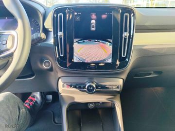 Volvo XC40 MHD Core 2WD KLIMA-LED-SHZG-NAVI-FSHZG