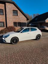 Alfa Romeo Giulietta 1.4 TB 16V Turismo TÜV 2027 - Alfa Romeo in Mönchengladbach