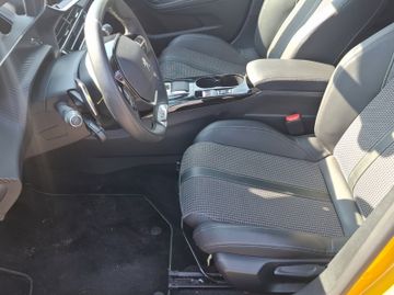 Peugeot 208 GT 1.2 PureTech 100 Kam.+LED+Navi+Alcant.