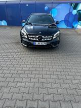 Mercedes-Benz GLA 220 4MATIC Sport Edition  - Mercedes-Benz GLA 220 aus 2020