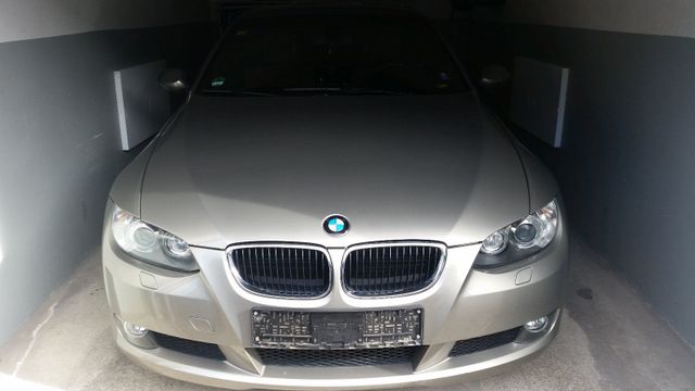 BMW E93 Cabrio 320i/sehr gepflegt/2Hand/Ga...