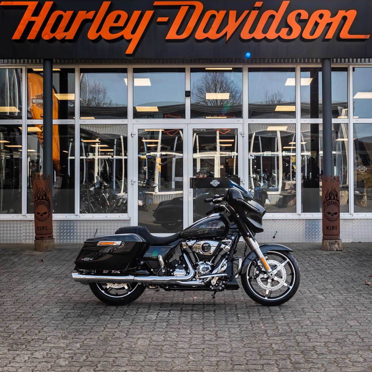 Fahrzeugabbildung Harley-Davidson Street Glide FLHX MY26 117 CUI