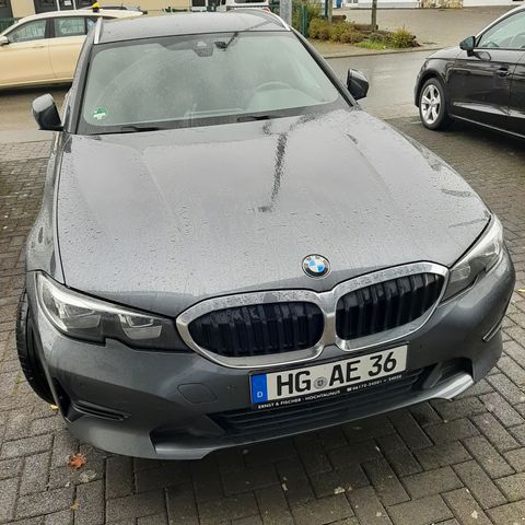 BMW 320 D Kombi Autom. LED-PDC-NAVI-KAMERA-ALU