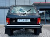 Lada Niva 4x4  Top Zustand! LED AHK MIKE SANDERS - Lada Niva 4x4 Gebrauchtwagen mit Allradantrieb