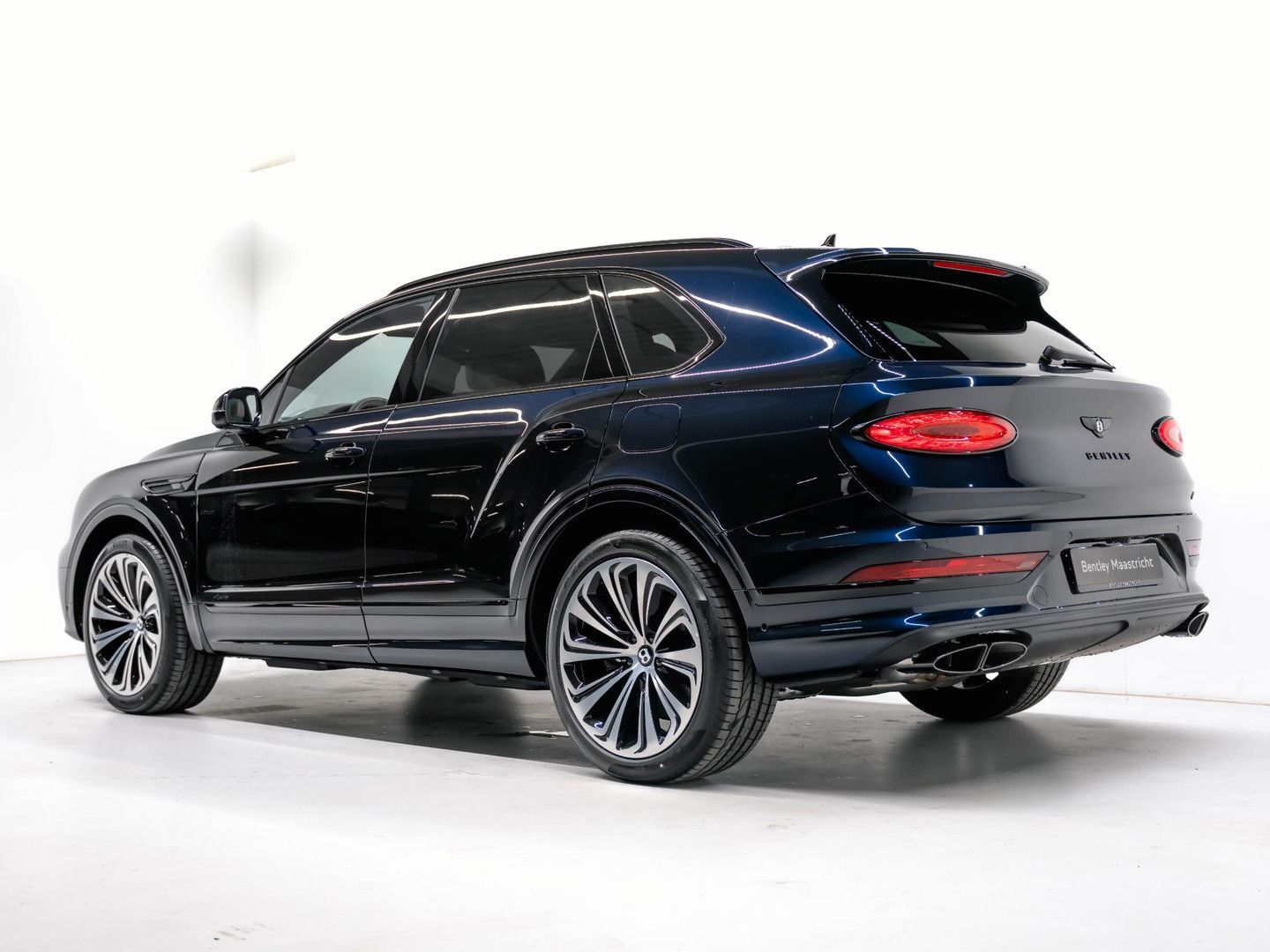Bentley Bentayga 3.0 V6 Hybrid Azure BLACKLINE|TOURING|B imagem 3