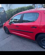 Peugeot 207/ mit TÜV - Peugeot 207 Gebrauchtwagen in Stuttgart