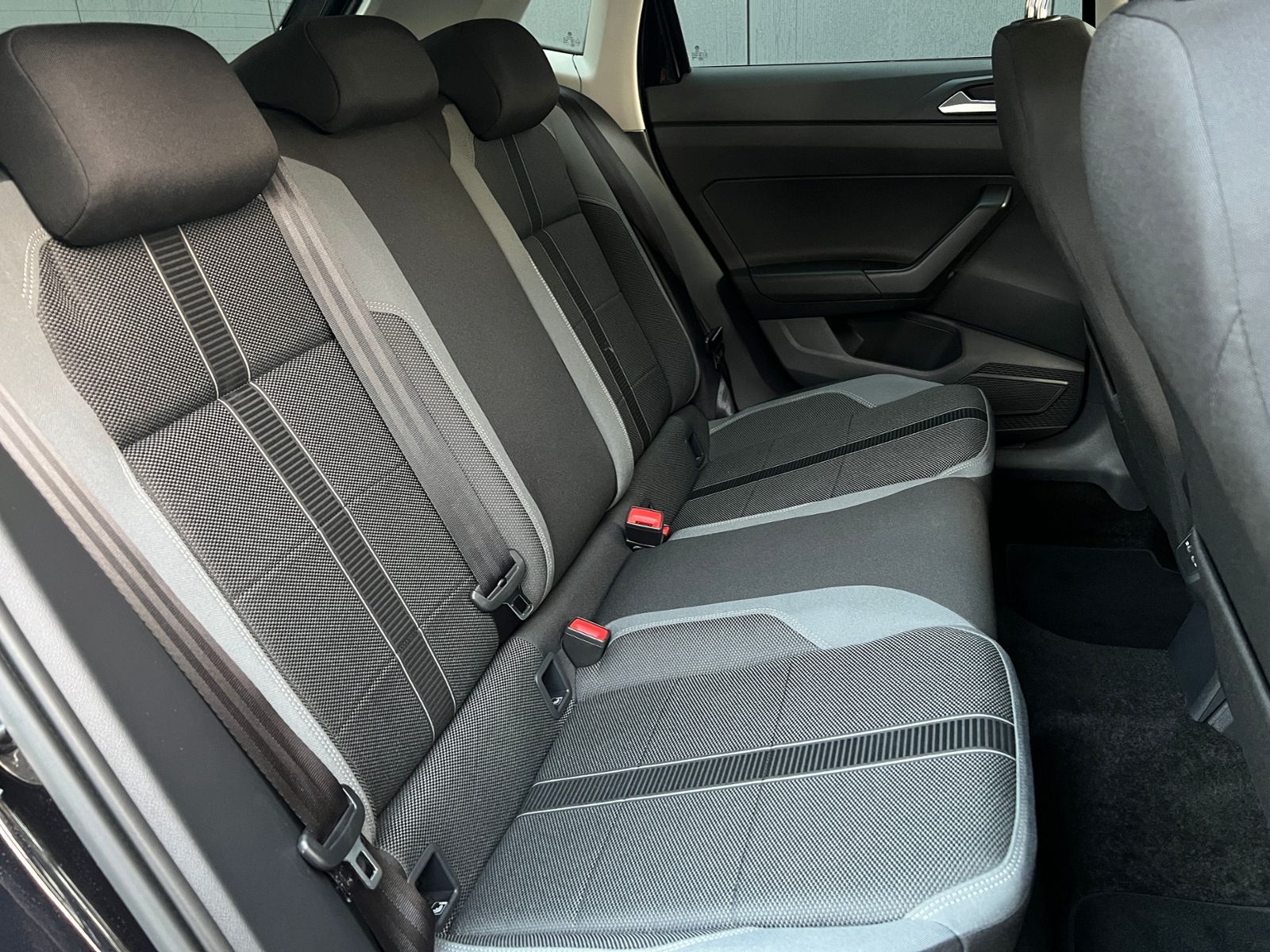 Fahrzeugabbildung Volkswagen Polo Style 1.0 TSI DSG *IQ.Drive-Paket, IQ.Light